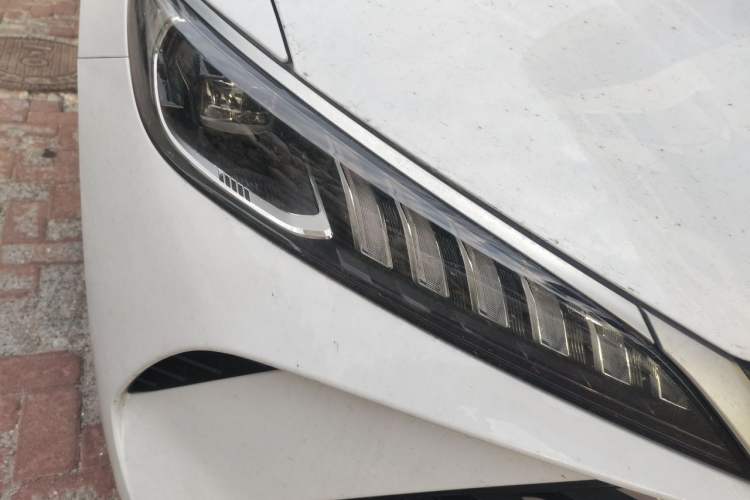 Used BYD Qin PLUS 2025 DM-i Smart Drive 55KM Leading Model Right Front Headlight
