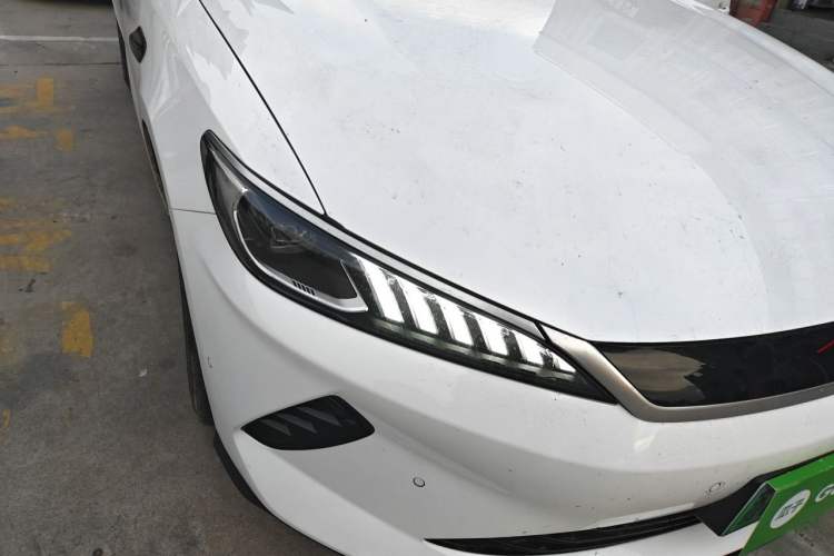 Used BYD Qin PLUS 2025 EV Smart Drive Edition 510KM Leading Model Right Front Headlight