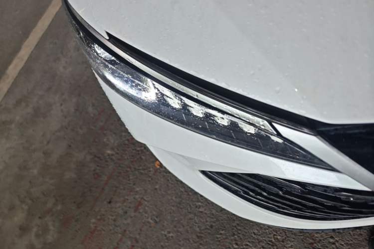 Used BYD Qin PLUS 2025 DM-i Smart Drive 55KM Leading Model Right Front Headlight