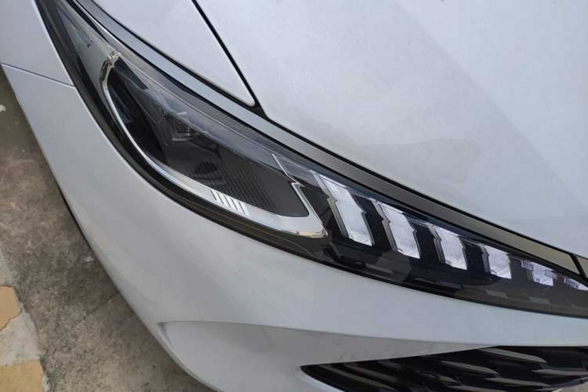 Used BYD Qin PLUS 2025 DM-i Smart Drive 55KM Leading Model Right Front Headlight