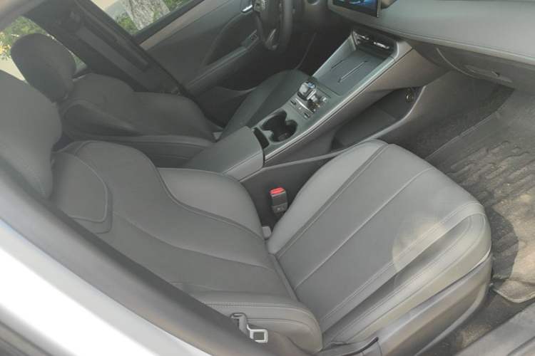 Used BYD Qin PLUS 2025 DM-i Smart Drive 55KM Leading Model Right Front Seat