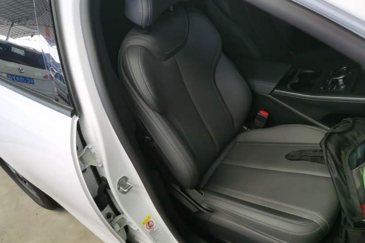 Used BYD Qin PLUS 2025 DM-i Smart Drive 55KM Leading Model Right Front Seat