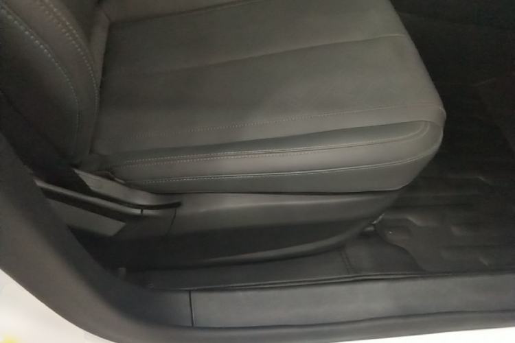 Used BYD Qin PLUS 2025 DM-i Smart Drive 55KM Leading Model Right Front Seat
