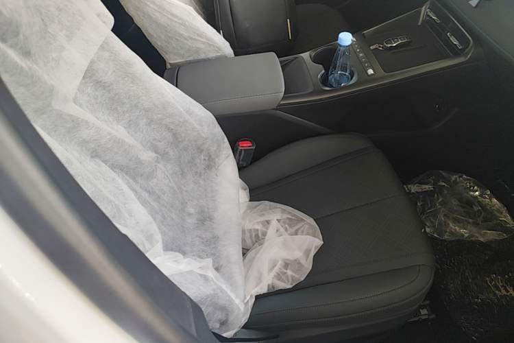 Used BYD Qin PLUS  Right Front Seat