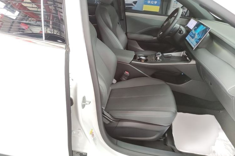 Used BYD Qin PLUS 2025 EV Smart Drive Edition 510KM Leading Model Right Front Seat