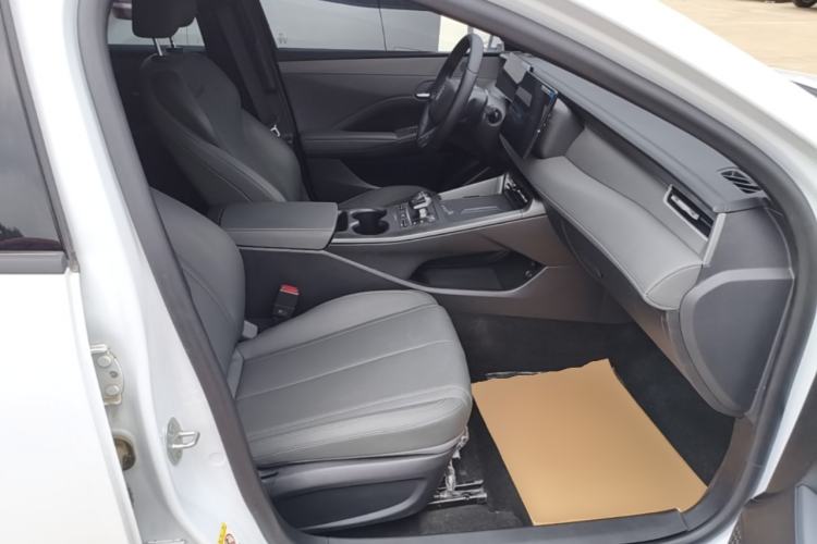Used BYD Qin PLUS 2025 DM-i Smart Drive 55KM Leading Model Right Front Seat