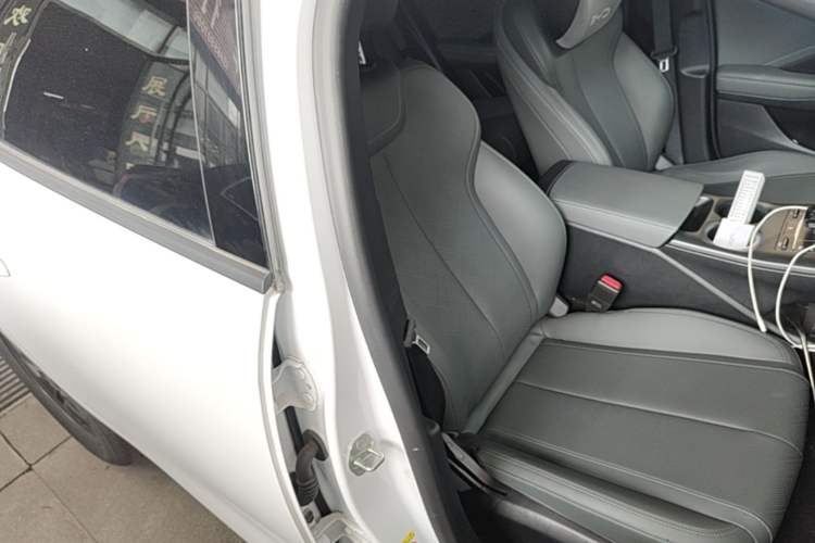 Used BYD Qin PLUS 2025 DM-i Smart Drive 55KM Leading Model Right Front Seat