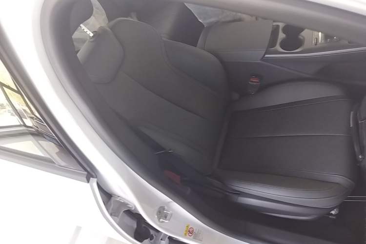 Used BYD Qin PLUS 2025 DM-i Smart Drive 55KM Leading Model Right Front Seat