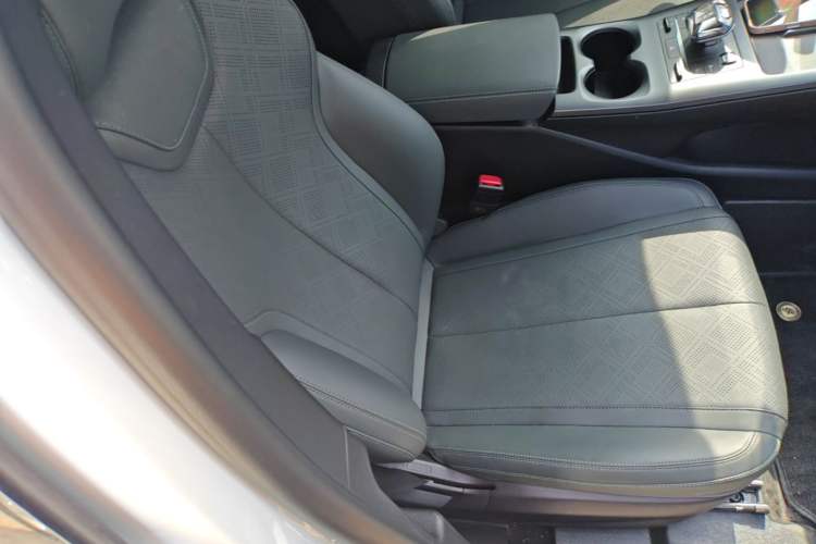 Used BYD Qin PLUS 2025 DM-i Smart Drive 55KM Leading Model Right Front Seat