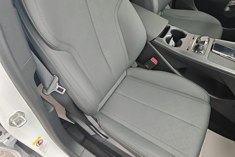 Used BYD Qin PLUS 2025 DM-i Smart Drive 55KM Leading Model Right Front Seat