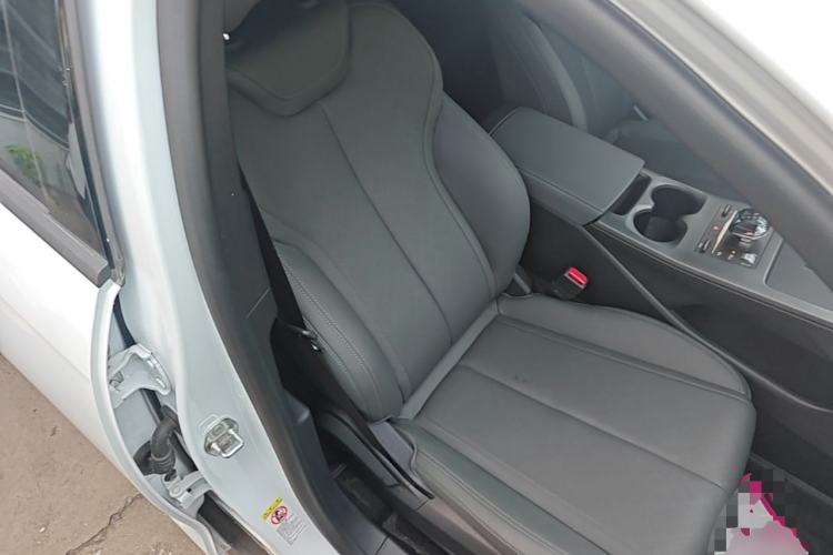 Used BYD Qin PLUS 2025 DM-i Smart Drive 55KM Leading Model Right Front Seat