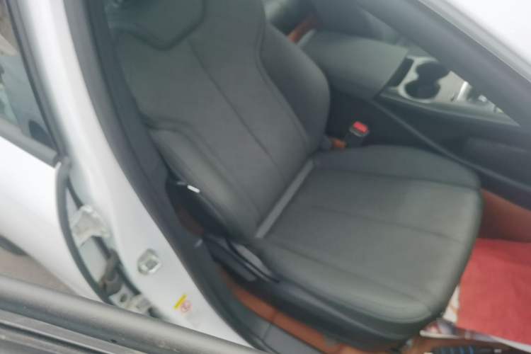 Used BYD Qin PLUS 2025 DM-i Smart Drive 55KM Leading Model Right Front Seat