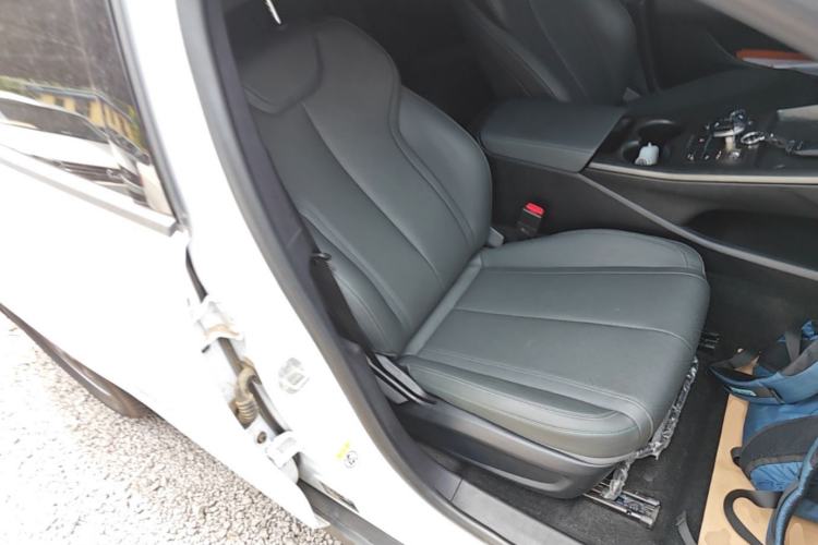 Used BYD Qin PLUS 2025 DM-i Smart Drive 55KM Leading Model Right Front Seat