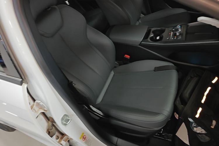 Used BYD Qin PLUS 2025 DM-i Smart Drive 55KM Leading Model Right Front Seat