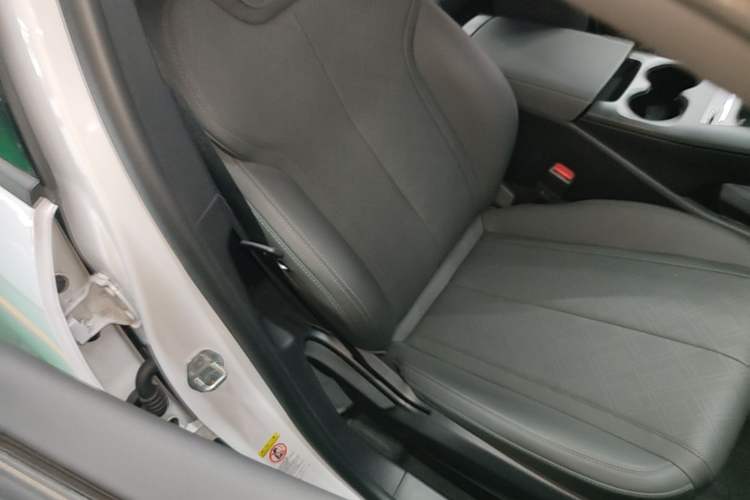 Used BYD Qin PLUS 2025 DM-i Smart Drive 55KM Leading Model Right Front Seat
