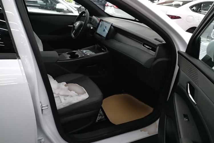 Used BYD Qin PLUS  Right Front Seat