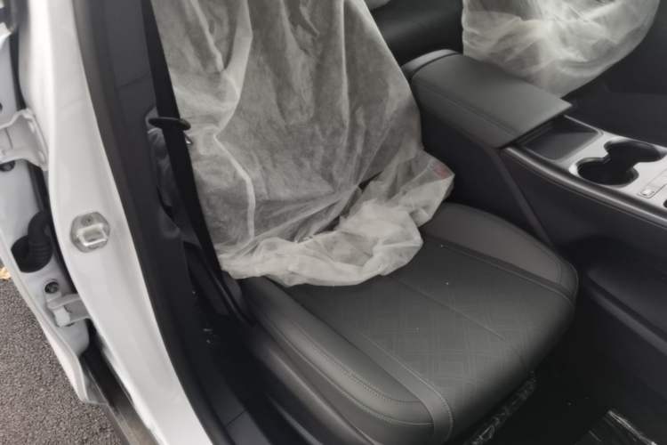 Used BYD Qin PLUS  Right Front Seat