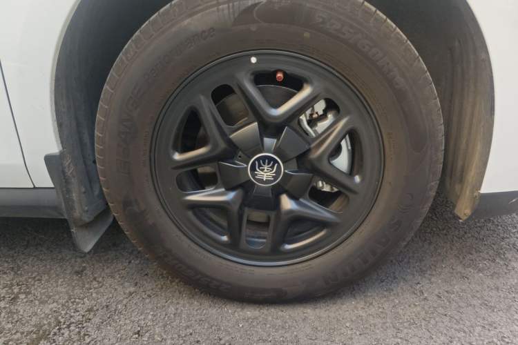 Used BYD Qin PLUS  Right Front Wheel Hub