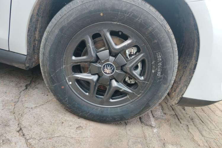 Used BYD Qin PLUS  Right Front Wheel Hub