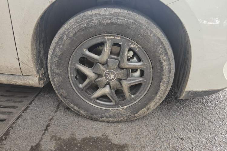 Used BYD Qin PLUS  Right Front Wheel Hub