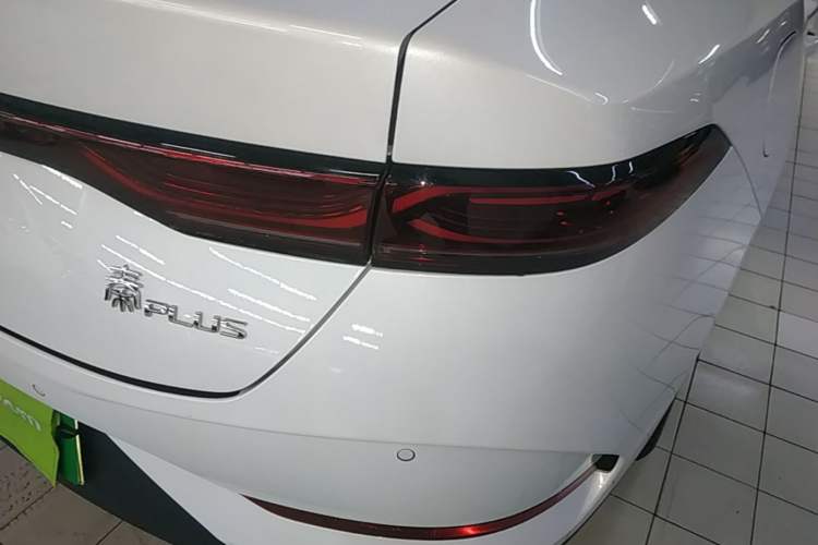 Used BYD Qin PLUS 2025 DM-i Smart Drive 55KM Leading Model Right Rear Taillight