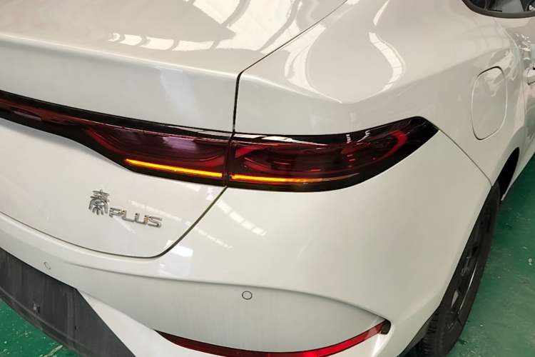 Used BYD Qin PLUS  Right Rear Taillight