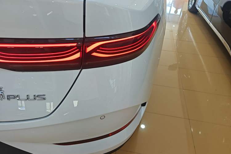 Used BYD Qin PLUS  Right Rear Taillight