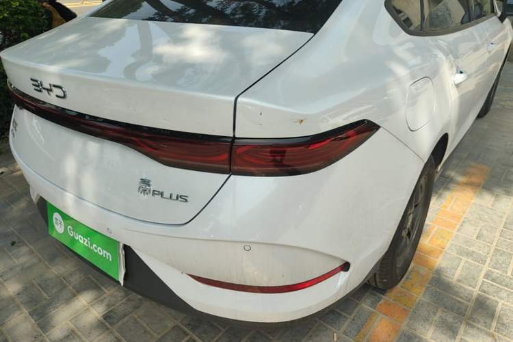 Used BYD Qin PLUS 2025 DM-i Smart Drive 55KM Leading Model Right Rear Taillight