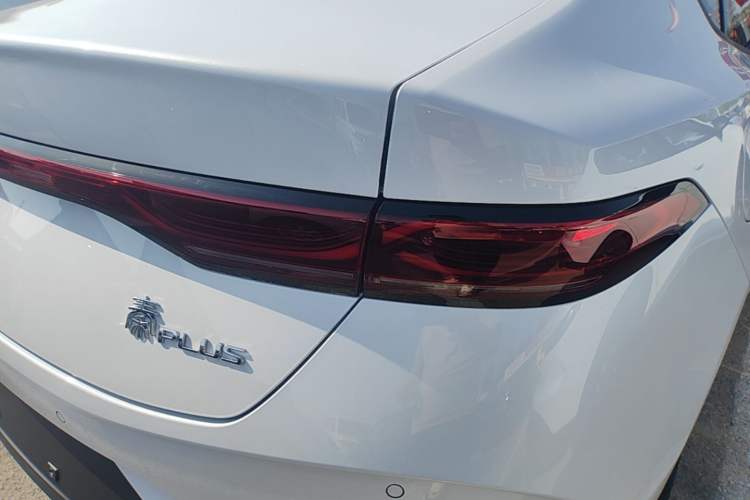 Used BYD Qin PLUS  Right Rear Taillight