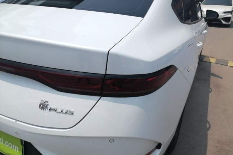 Used BYD Qin PLUS 2025 DM-i Smart Drive 55KM Leading Model Right Rear Taillight