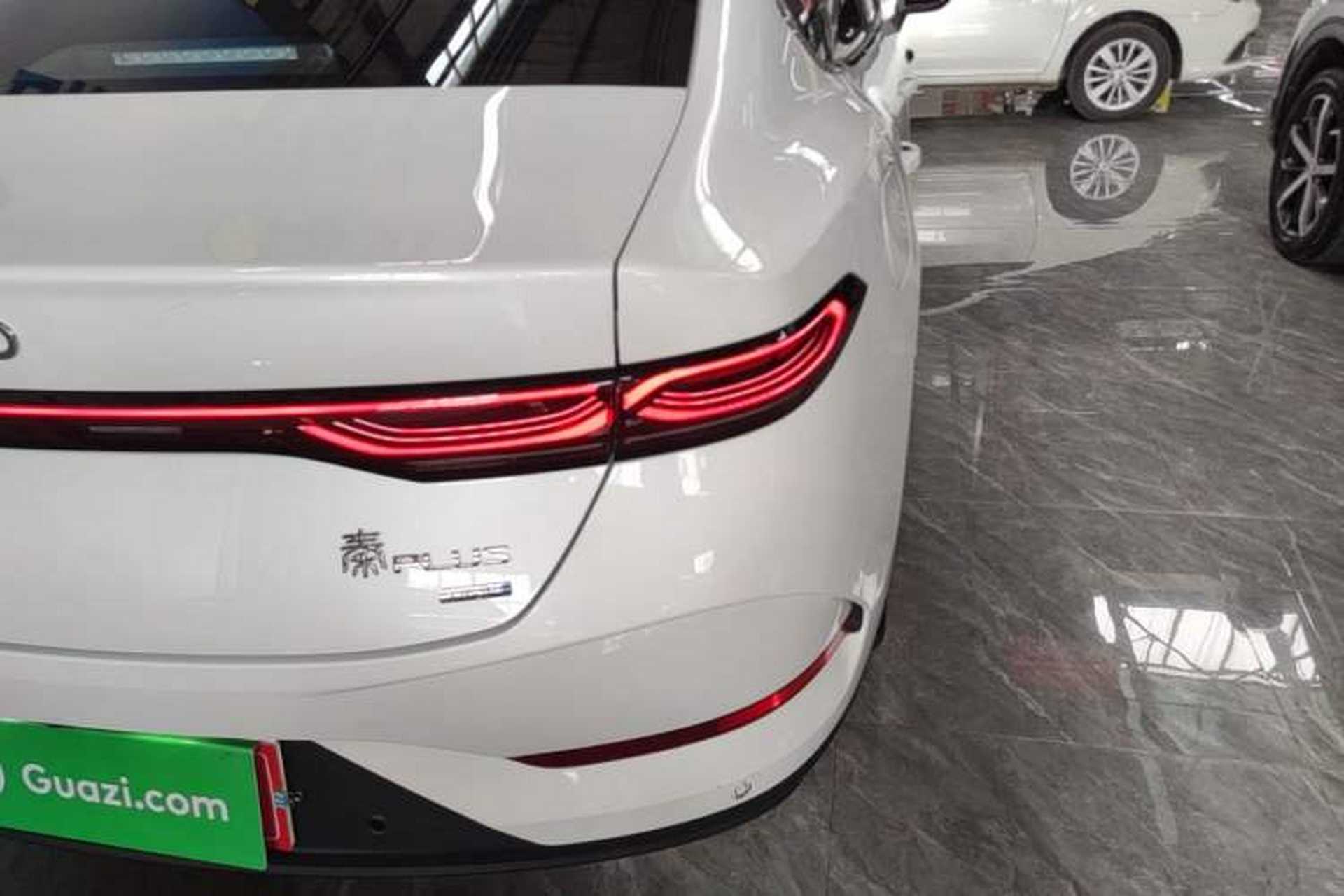 Used BYD Qin PLUS 2025 EV Smart Drive Edition 510KM Leading Model Right Rear Taillight