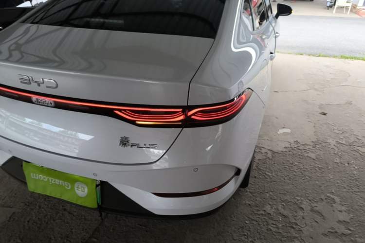 Used BYD Qin PLUS 2025 DM-i Smart Drive 55KM Leading Model Right Rear Taillight