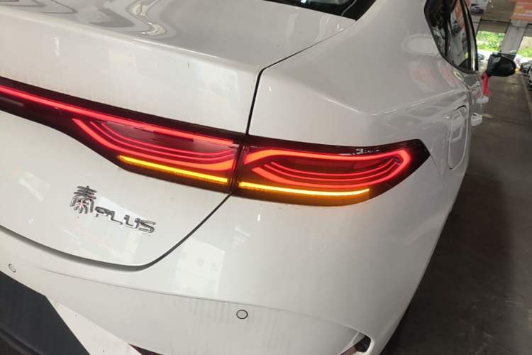 Used BYD Qin PLUS  Right Rear Taillight