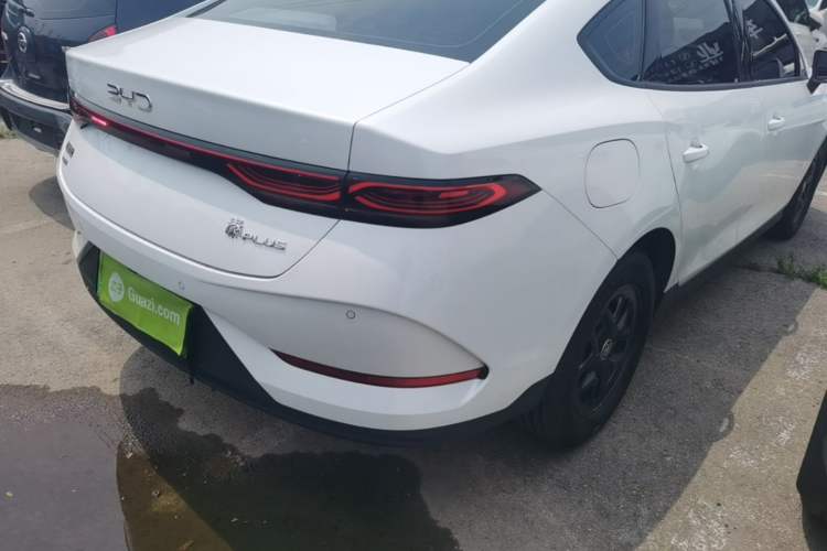 Used BYD Qin PLUS 2025 DM-i Smart Drive 55KM Leading Model Right Rear Taillight