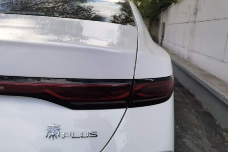 Used BYD Qin PLUS  Right Rear Taillight