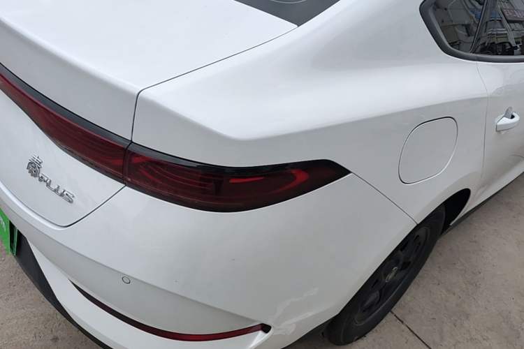 Used BYD Qin PLUS 2025 DM-i Smart Drive 55KM Leading Model Right Rear Taillight