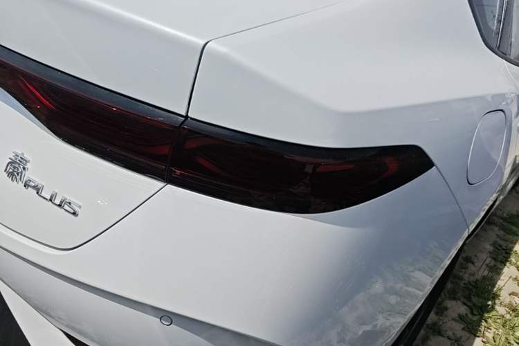 Used BYD Qin PLUS  Right Rear Taillight