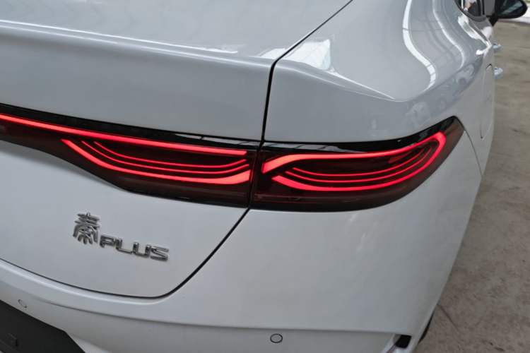 Used BYD Qin PLUS  Right Rear Taillight