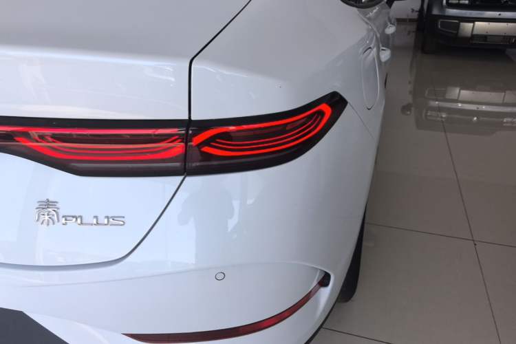Used BYD Qin PLUS  Right Rear Taillight