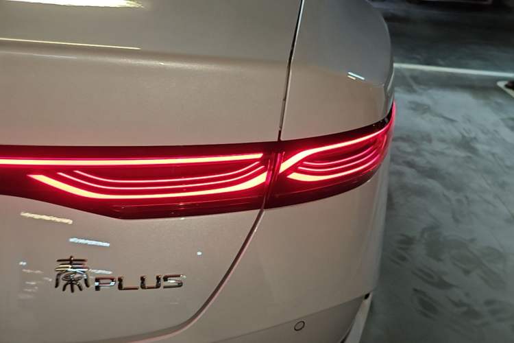 Used BYD Qin PLUS  Right Rear Taillight