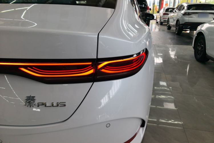 Used BYD Qin PLUS  Right Rear Taillight