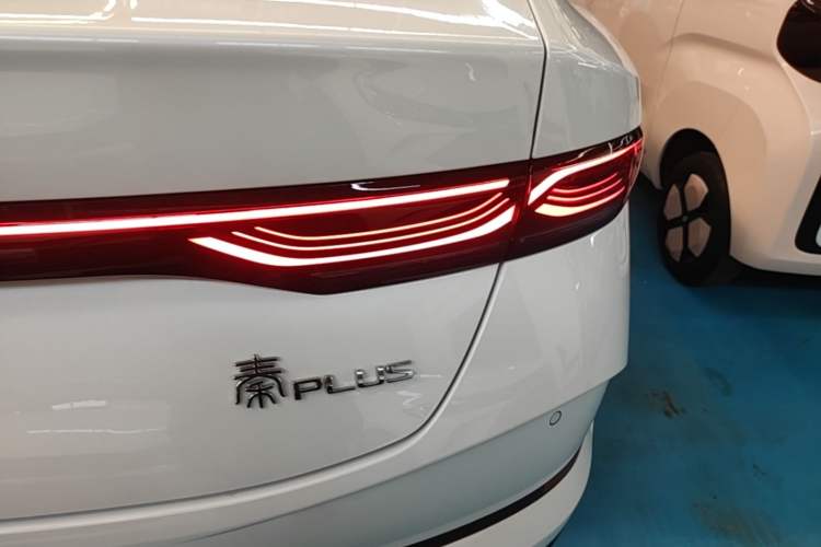 Used BYD Qin PLUS  Right Rear Taillight