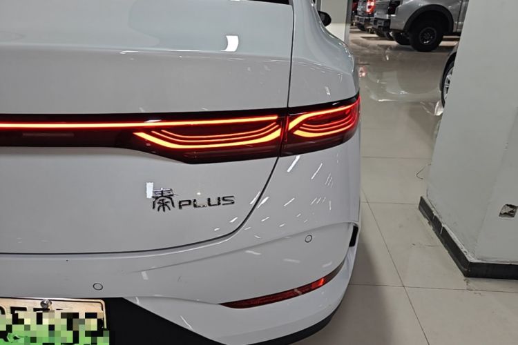 Used BYD Qin PLUS 2025 DM-i Smart Drive 55KM Leading Model Right Rear Taillight