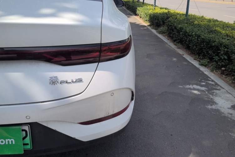 Used BYD Qin PLUS 2025 DM-i Smart Drive 55KM Leading Model Right Rear Taillight