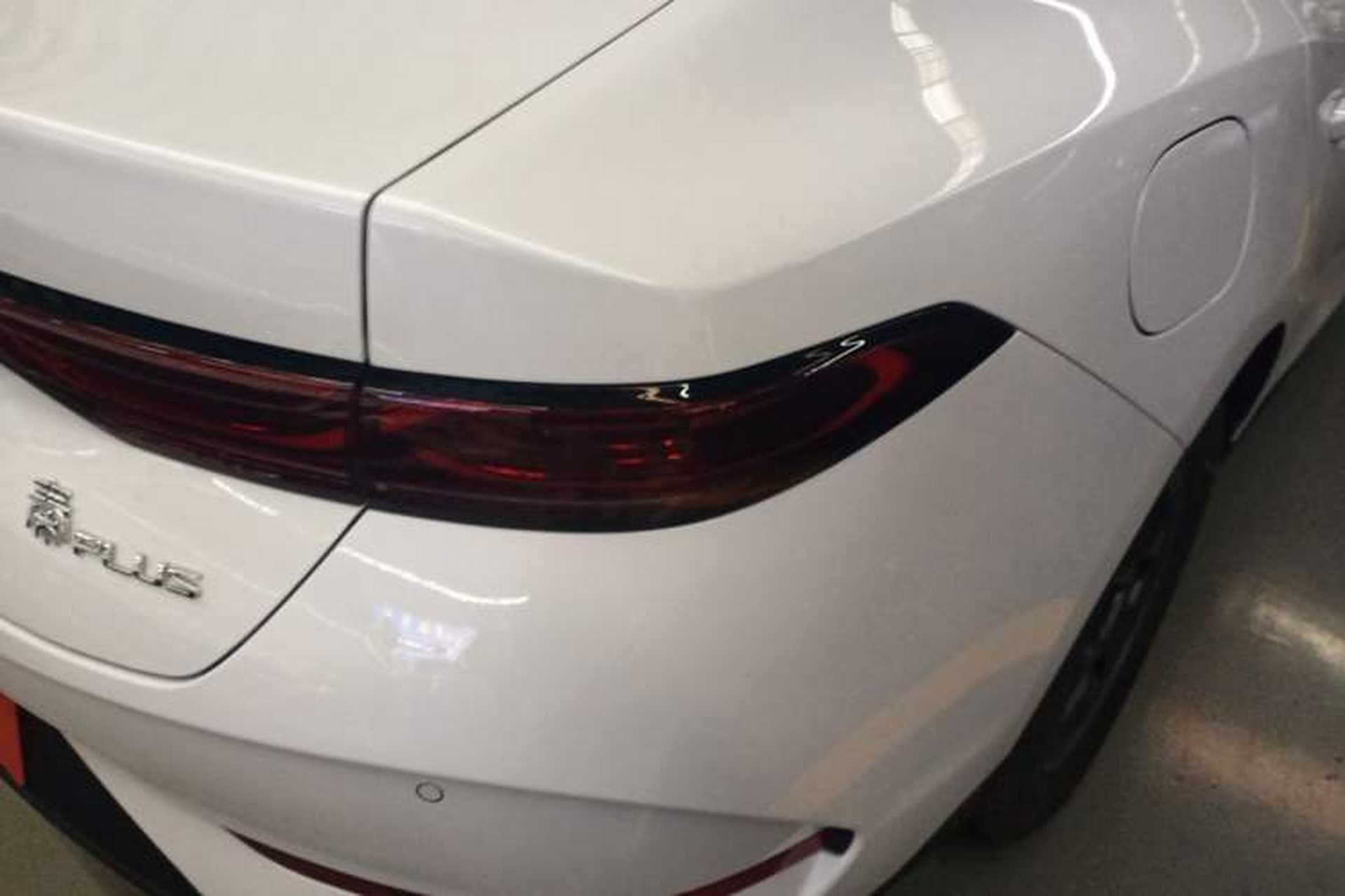Used BYD Qin PLUS 2025 DM-i Smart Drive 55KM Leading Model Right Rear Taillight