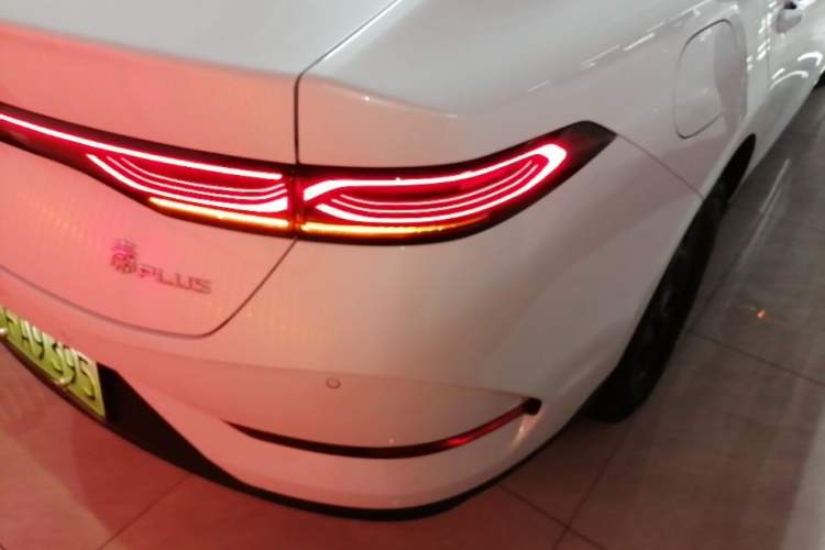Used BYD Qin PLUS 2025 DM-i Smart Drive 55KM Leading Model Right Rear Taillight