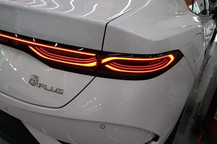 Used BYD Qin PLUS  Right Rear Taillight