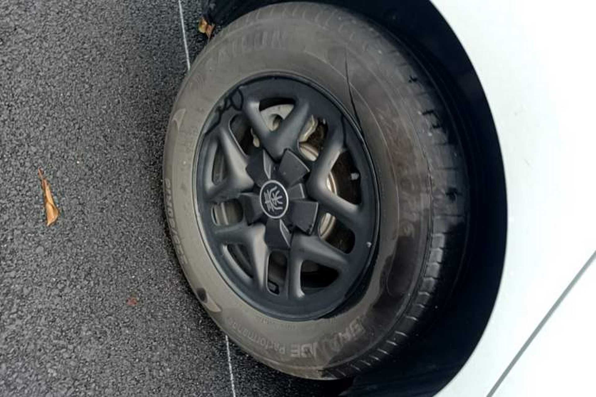 Used BYD Qin PLUS 2025 DM-i Smart Drive 55KM Leading Model Right Rear Wheel Hub