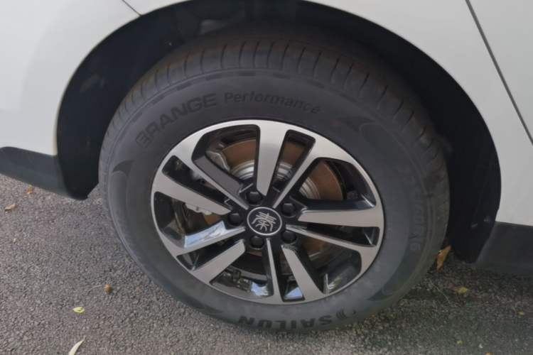 Used BYD Qin PLUS  Right Rear Wheel Hub