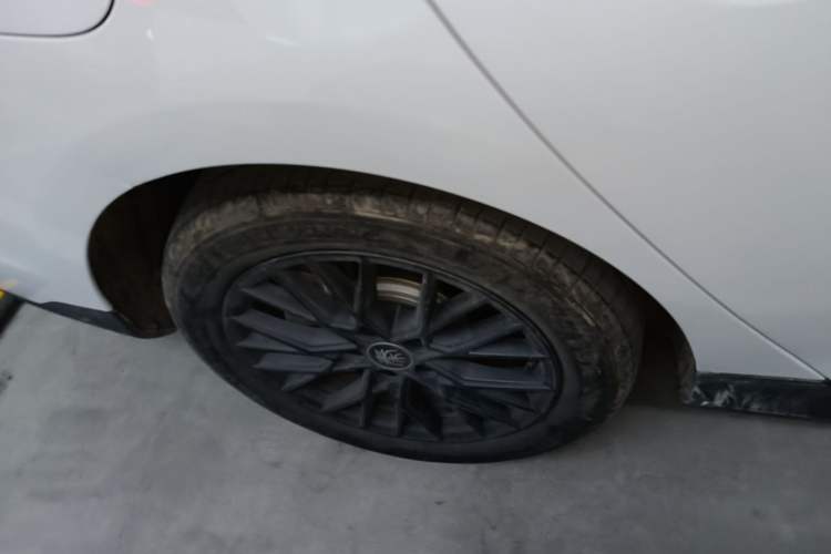Used BYD Qin PLUS 2025 EV Smart Drive Edition 510KM Leading Model Right Rear Wheel Hub